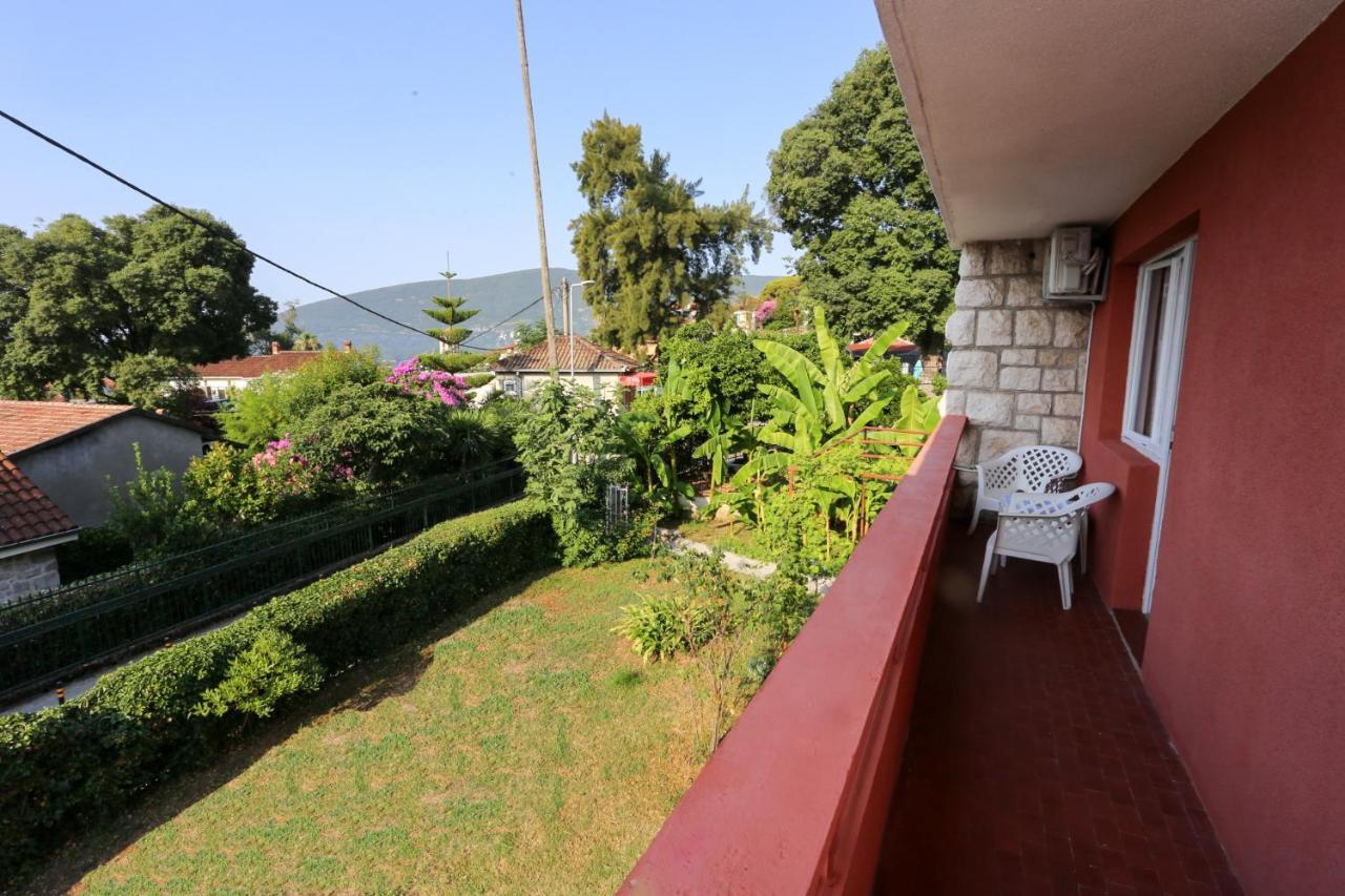 Appartamento Smjestaj Djurdjevic Herceg Novi Esterno foto